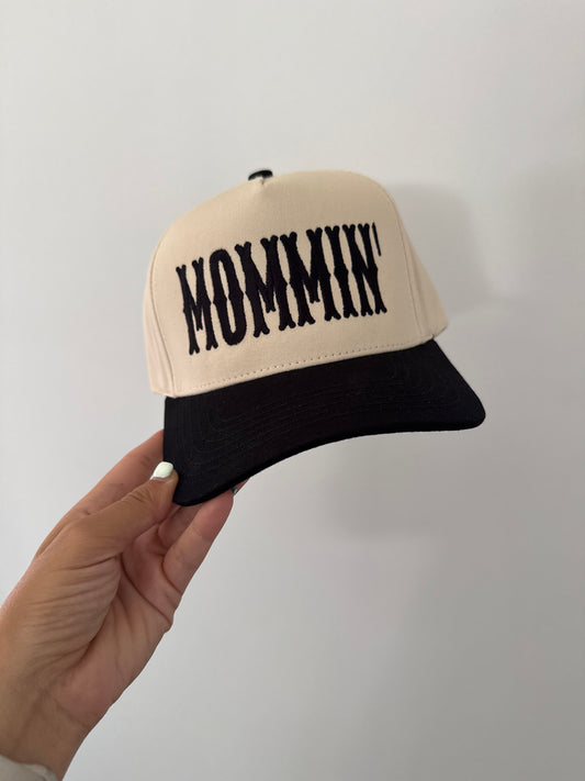 Mommin’ Trucker Hat