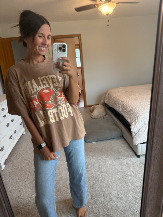 Cleveland Football Boxy Tee : Adult